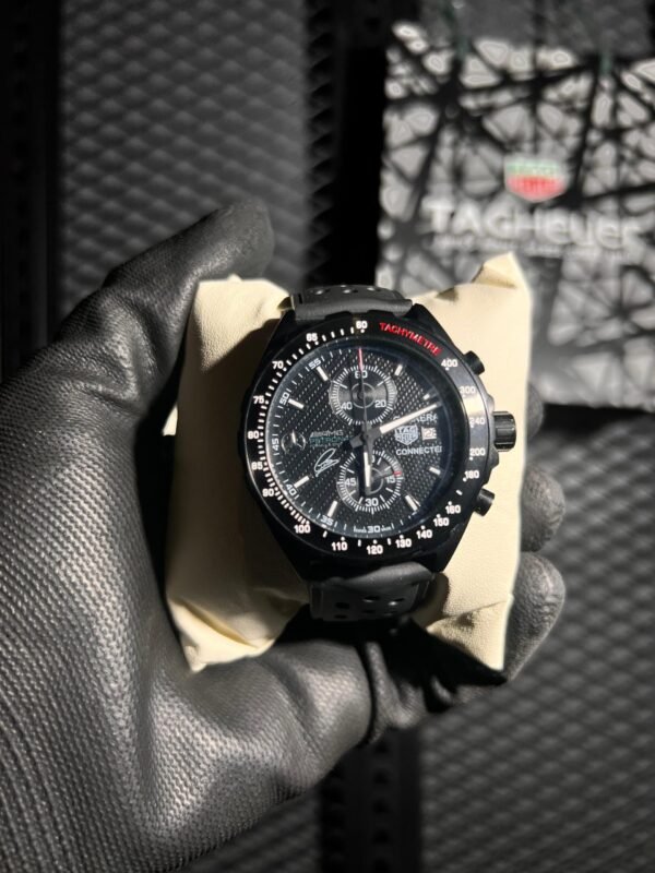 TAG HEUER