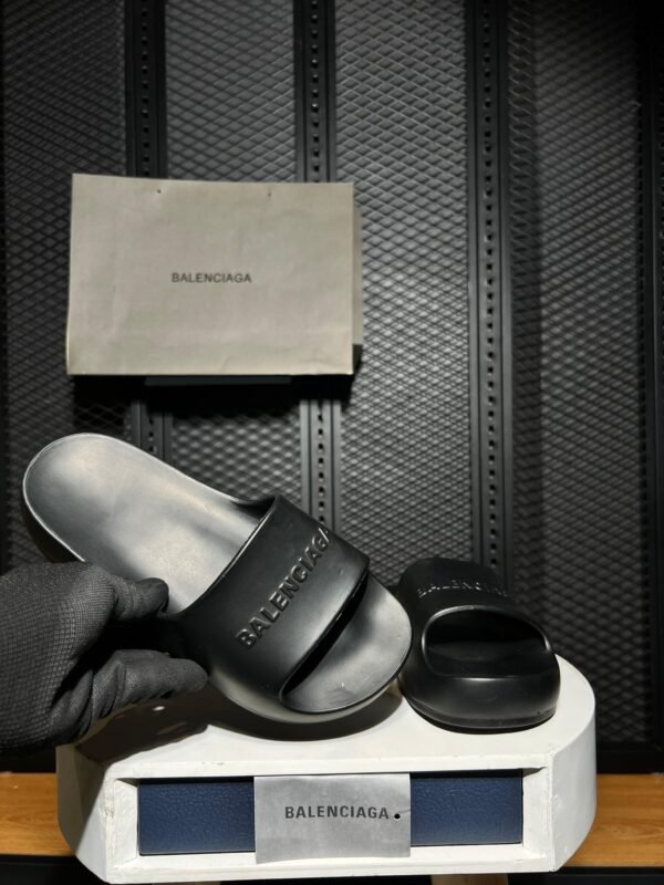 BALENCIAGA SANDALS