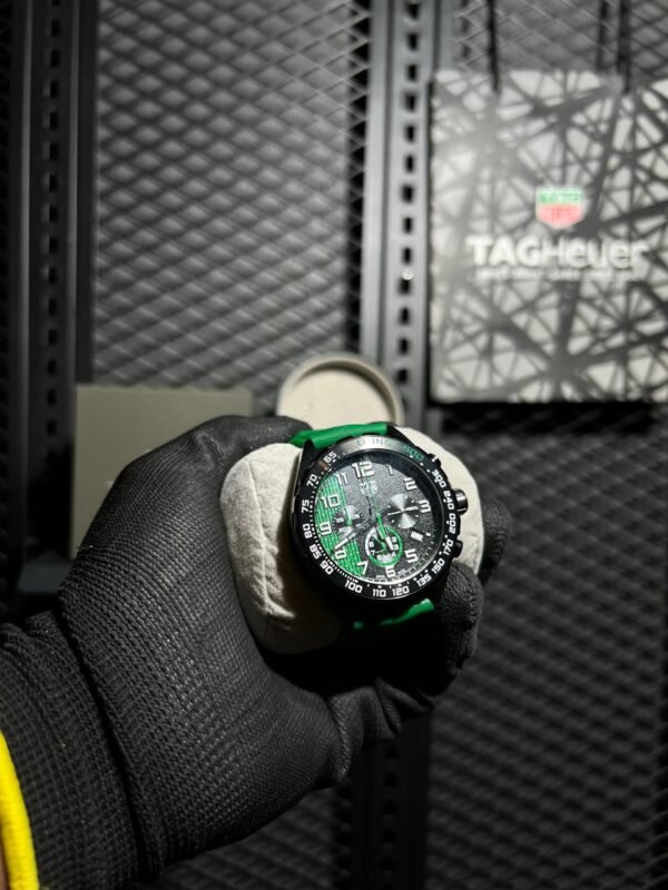 TAG HEUER