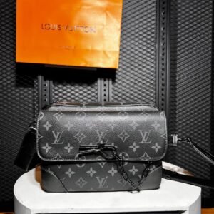 LOUIS VUITTON HANDBAG