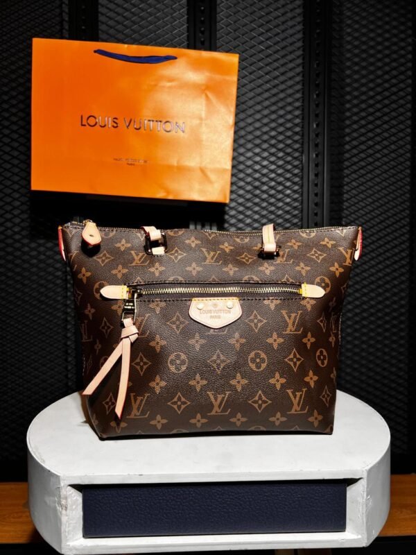 LOUIS VUITTON HANDBAG